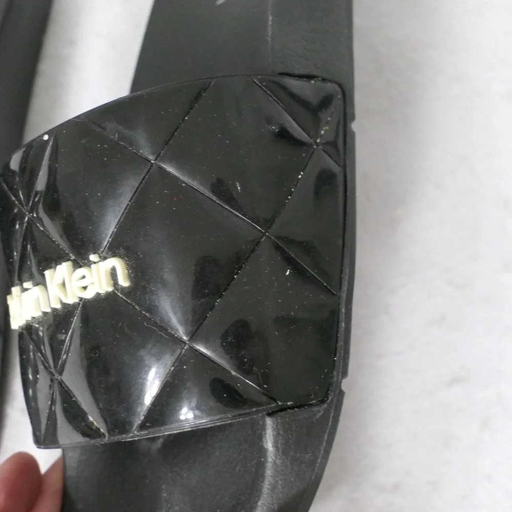 Calvin Klein Womens Slides 8M Black Quilted Pool Designer Athleisure‎
